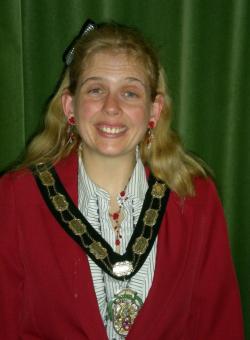 Councillor Sam Fox-Kennedy with Town Mayors chain